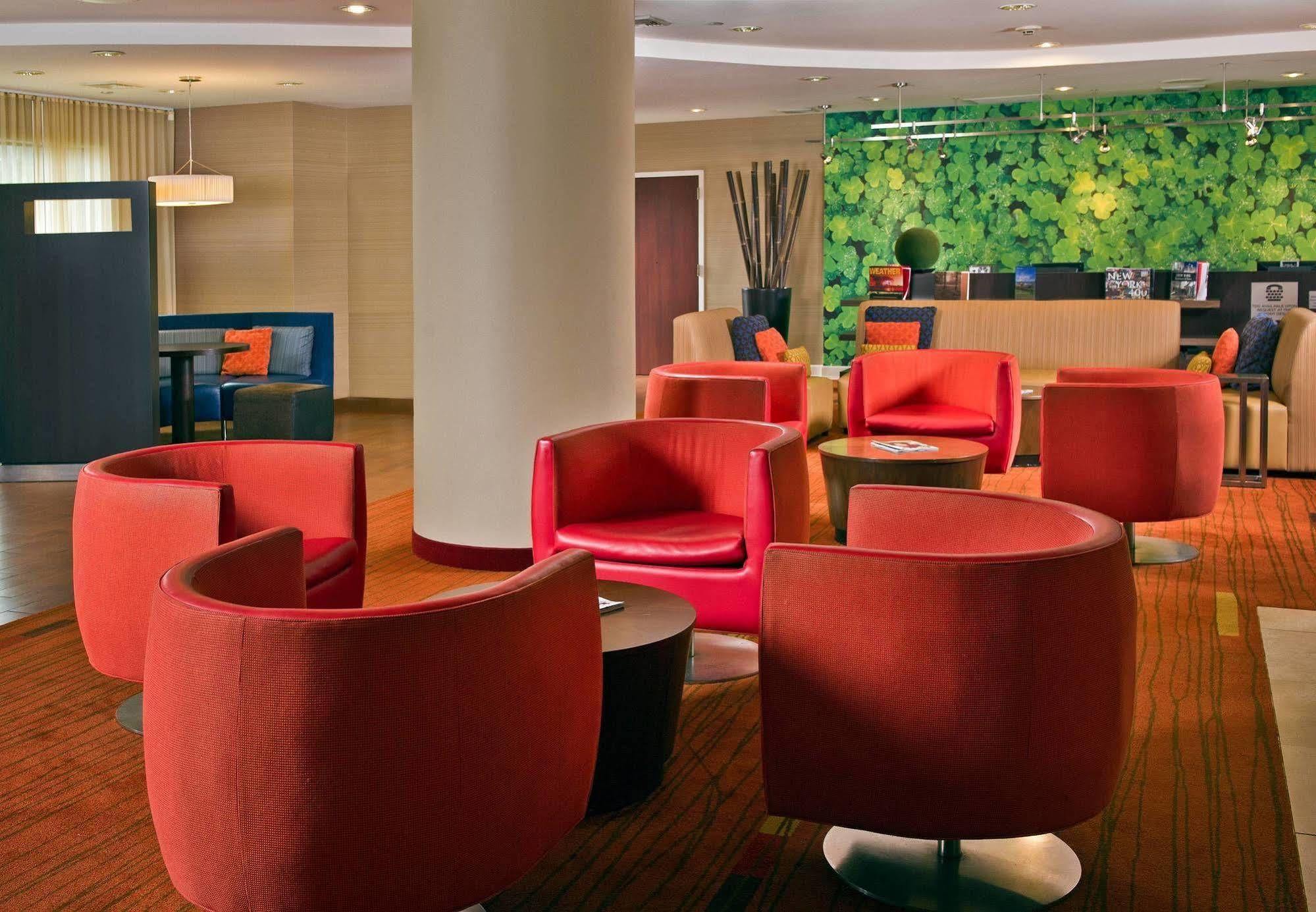 Courtyard Long Island Macarthur Airport Ронконкома Экстерьер фото